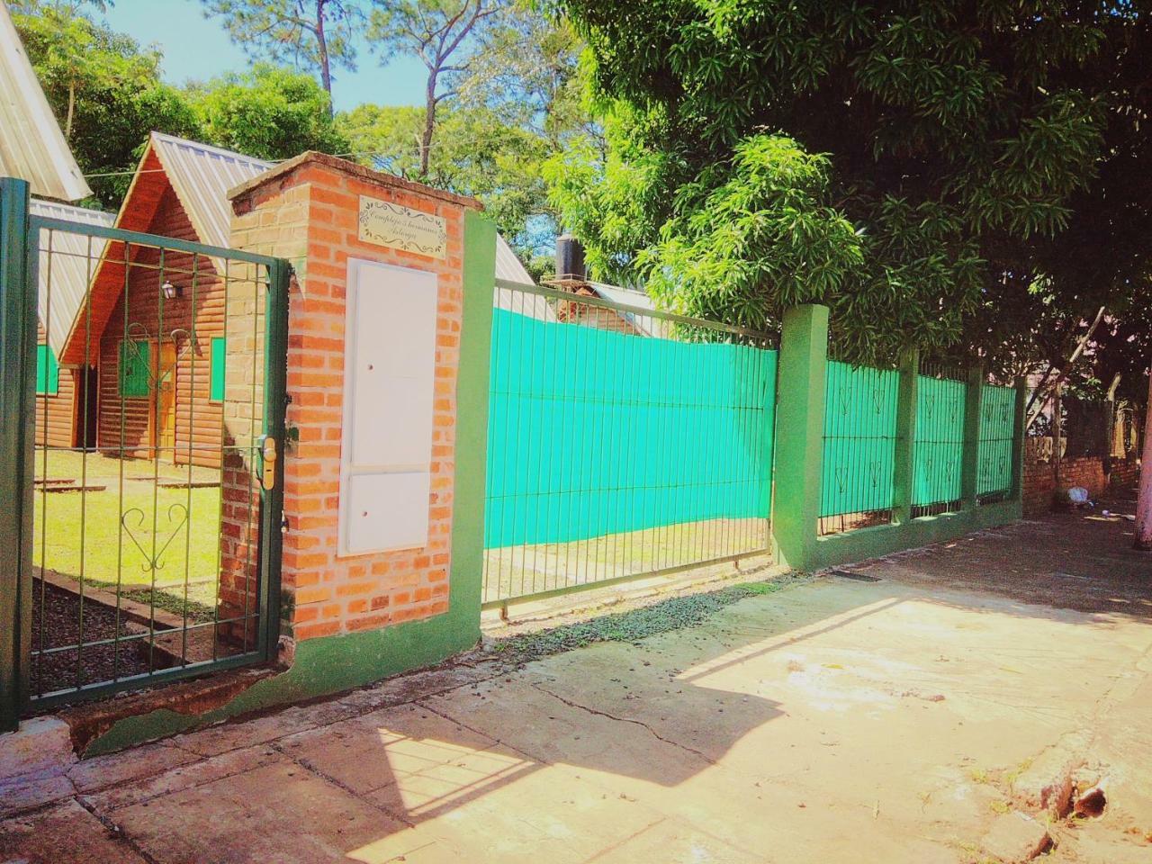 Cabanas Merale Excelente Ubicacion Пуэрто-Игуасу Экстерьер фото